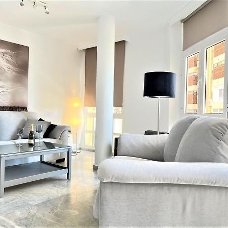 Rentcostadelsol Malagueta Arenal マラガ エクステリア 写真