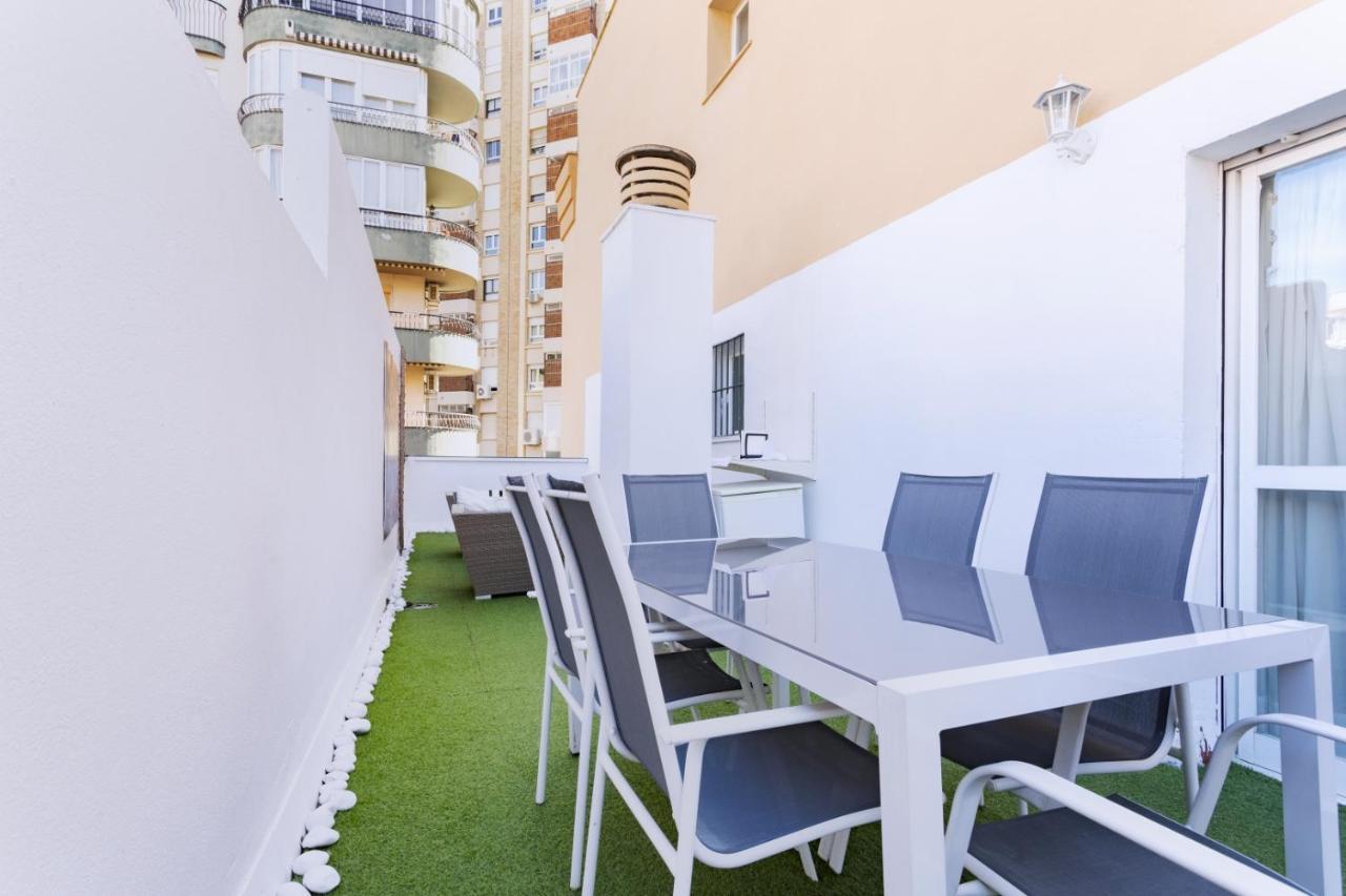 Rentcostadelsol Malagueta Arenal マラガ エクステリア 写真