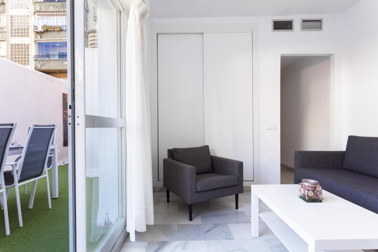 Rentcostadelsol Malagueta Arenal マラガ エクステリア 写真