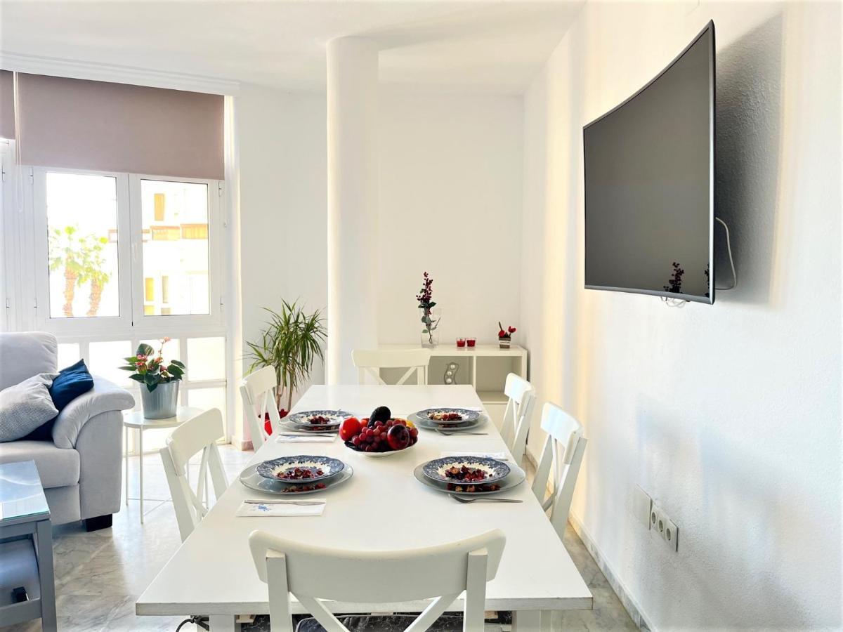Rentcostadelsol Malagueta Arenal マラガ エクステリア 写真