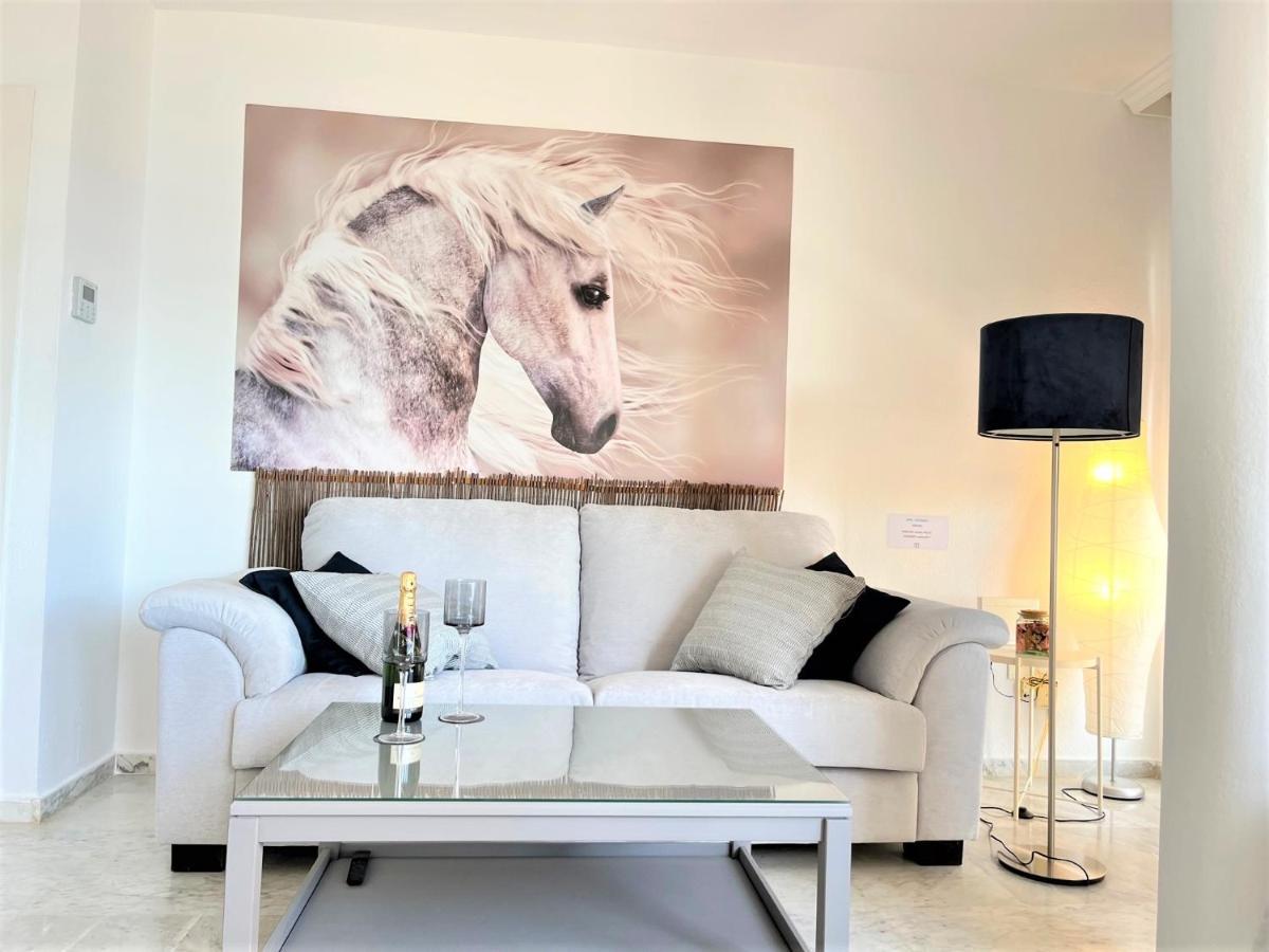 Rentcostadelsol Malagueta Arenal マラガ エクステリア 写真